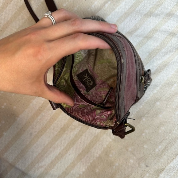 The Sak small leather burgundy & feather boho crossbody purse - Picture 4 of 15